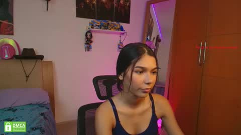 Snapshot of sweetlittlevenus chatting on February 12, 10:35 am Venus online show from February 12, 10:35 am