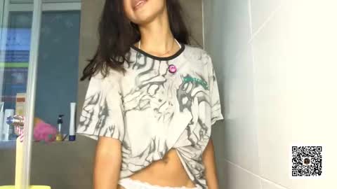 Snapshot of sweetlittlevenus chatting on September 11, 9:37 pm Venus online show from September 11, 9:37 pm