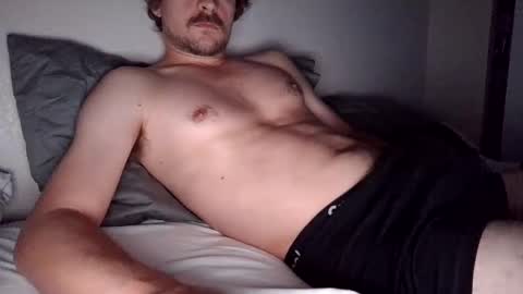 sweetlou22 online show from September 28, 4:29 am