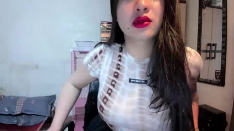 Zoe online show from January 18, 11:00 pm