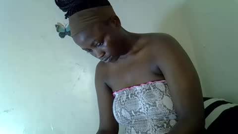 Snapshot of sweetmarline chatting on September 16, 10:27 am sweetmarline online show from September 16, 10:27 am