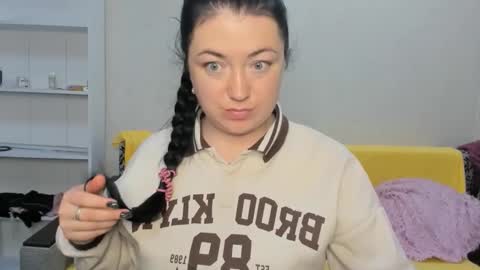 Snapshot of sweetmarylove chatting on October 5, 10:13 am sweetmarylove online show from October 5, 10:13 am