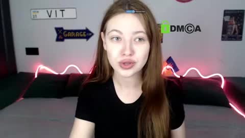 sweetmuffin88 online show from June 25, 7:24 am