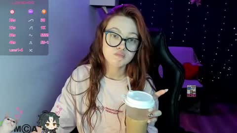 sweetmuffin88 online show from July 16, 12:33 pm
