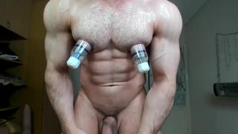 Snapshot of sweetmuscles_boy chatting on October 9, 5:27 am Lorenzo online show from October 9, 5:27 am