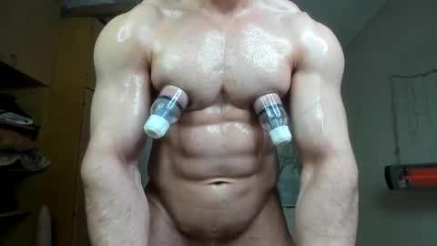 Snapshot of sweetmuscles_boy chatting on October 18, 5:54 am Lorenzo online show from October 18, 5:54 am