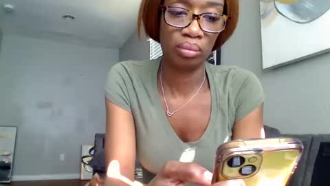 Snapshot of sweetness_cool chatting on October 1, 3:29 pm sweetness_cool online show from October 1, 3:29 pm