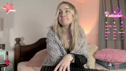 Snapshot of sweetnina_wet chatting on July 1, 11:04 pm Sweetnina online show from July 1, 11:04 pm