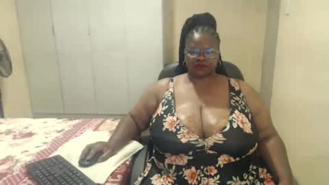 Snapshot of sweetnoziexxx chatting on January 20, 5:26 am sweetnoziexxx online show from January 20, 5:26 am