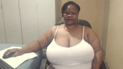 Snapshot of sweetnoziexxx chatting on September 14, 3:27 am sweetnoziexxx online show from September 14, 3:27 am