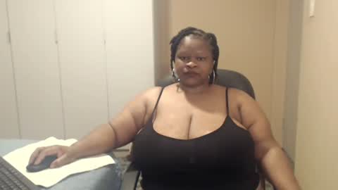 Snapshot of sweetnoziexxx chatting on September 27, 4:39 am sweetnoziexxx online show from September 27, 4:39 am