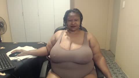 Snapshot of sweetnoziexxx chatting on November 9, 3:27 am sweetnoziexxx online show from November 9, 3:27 am