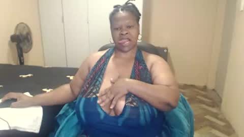 Snapshot of sweetnoziexxx chatting on May 30, 7:49 am sweetnoziexxx online show from May 30, 7:49 am