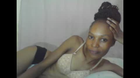 Snapshot of sweetpetite254 chatting on January 26, 6:27 pm ESTHER online show from January 26, 6:27 pm