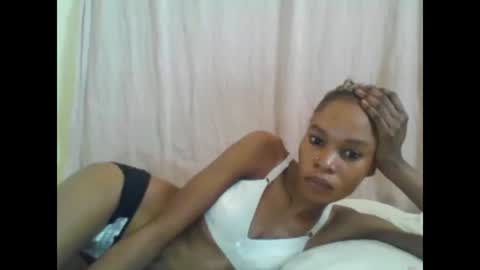 Snapshot of sweetpetite254 chatting on February 24, 12:59 pm ESTHER online show from February 24, 12:59 pm