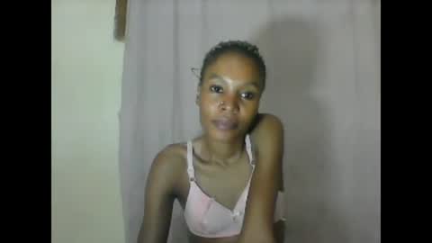 Snapshot of sweetpetite254 chatting on March 1, 6:11 pm ESTHER online show from March 1, 6:11 pm