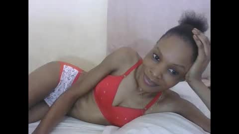 Snapshot of sweetpetite254 chatting on September 30, 7:02 am ESTHER online show from September 30, 7:02 am