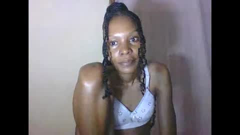 ESTHER online show from December 19, 3:02 am