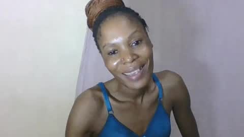 ESTHER online show from June 26, 7:07 pm