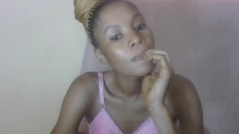 ESTHER online show from July 18, 1:59 pm