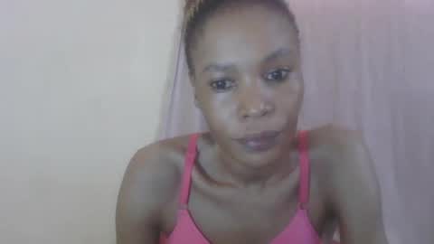 ESTHER online show from August 2, 6:56 am