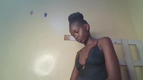 sweetpink_1 online show from February 16, 8:38 pm