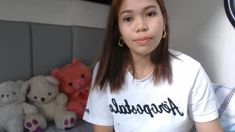 Snapshot of sweetraffy18 chatting on January 13, 12:30 am Raffy online show from January 13, 12:30 am