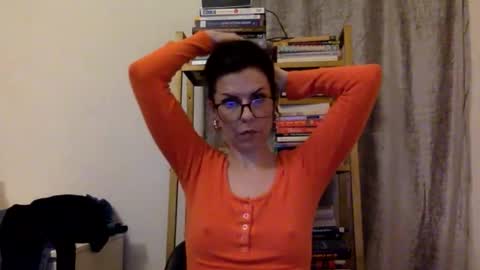 sweetriddance online show from November 25, 6:46 am