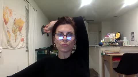 sweetriddance online show from April 23, 3:08 am