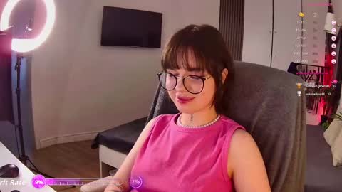 Snapshot of sweetriso chatting on May 29, 8:51 pm Alice online show from May 29, 8:51 pm