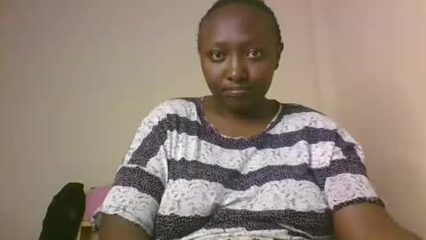 Rose Watetu online show from March 26, 11:43 pm