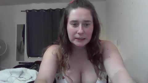 sweetrosiered online show from November 12, 5:57 pm