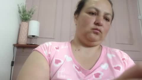 Snapshot of sweetrouse__ chatting on October 2, 2:35 pm Call me Rouse online show from October 2, 2:35 pm
