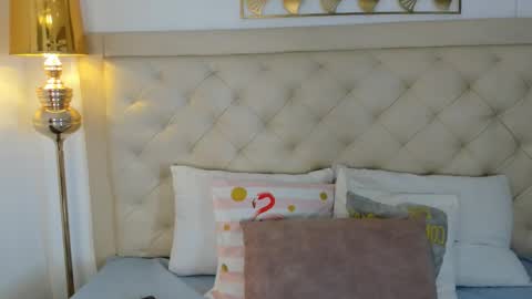 sweets one online show from February 19, 3:35 am