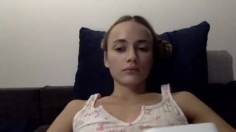 Snapshot of sweetsatalana chatting on June 9, 11:27 pm sweetsatalana online show from June 9, 11:27 pm