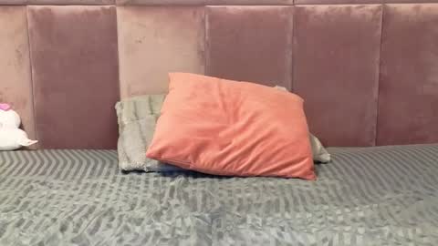 SweetScribe online show from February 4, 10:00 am