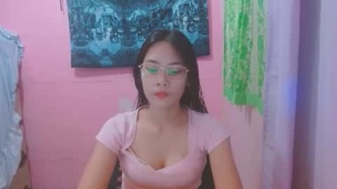 Snapshot of sweetsexygirl20 chatting on June 9, 4:57 am Mia online show from June 9, 4:57 am