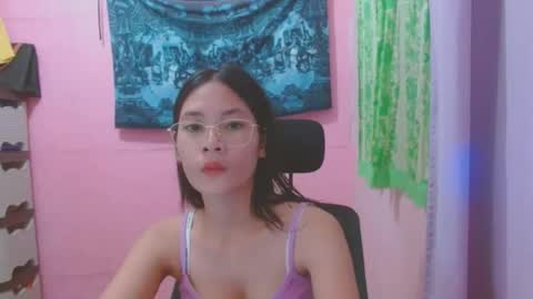 Mia online show from June 23, 6:00 am