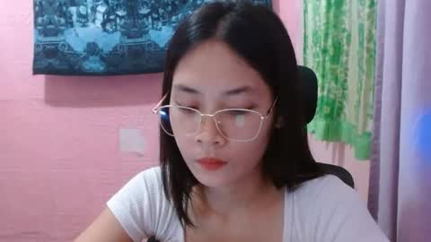 Mia online show from July 3, 5:03 am