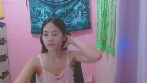 Mia online show from July 7, 6:05 am