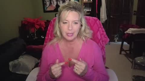 Janie online show from May 9, 6:13 pm