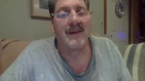 Snapshot of sweetsforu326 chatting on December 9, 12:23 am sweetbrowneyes623 online show from December 9, 12:23 am