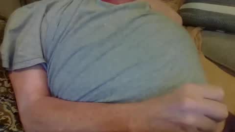 Snapshot of sweetsforu326 chatting on December 10, 3:33 pm sweetbrowneyes623 online show from December 10, 3:33 pm