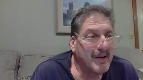 Snapshot of sweetsforu326 chatting on January 1, 9:52 pm sweetbrowneyes623 online show from January 1, 9:52 pm