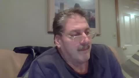 Snapshot of sweetsforu326 chatting on January 8, 11:54 am sweetbrowneyes623 online show from January 8, 11:54 am