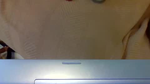 Snapshot of sweetsforu326 chatting on January 16, 4:18 pm sweetbrowneyes623 online show from January 16, 4:18 pm