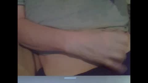 Snapshot of sweetsforu326 chatting on January 24, 11:37 am sweetbrowneyes623 online show from January 24, 11:37 am