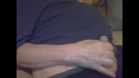 Snapshot of sweetsforu326 chatting on March 4, 9:51 am sweetbrowneyes623 online show from March 4, 9:51 am