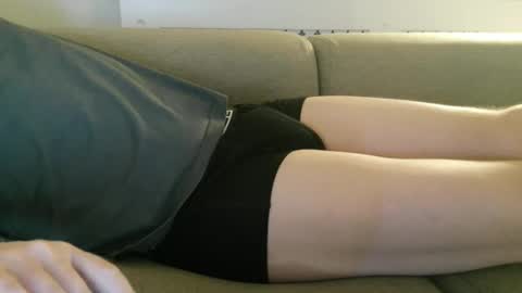 sweetsinner83 online show from April 18, 7:58 pm