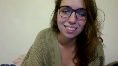 sweetsocalgirl online show from March 7, 5:18 am